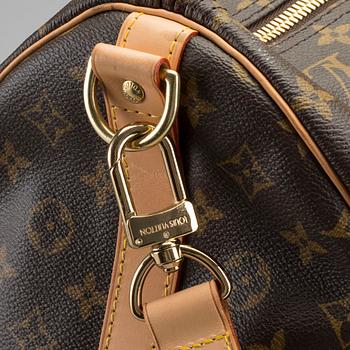 A 'Keepall 60' monogram canvas bag.