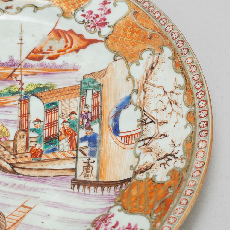 A famille rose plate, Qing dynasty Qianlong (1736-95).