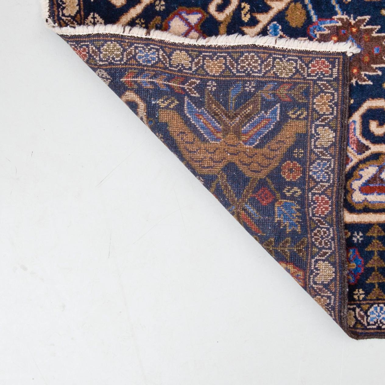 MATTA, ca 133x85 cm.
