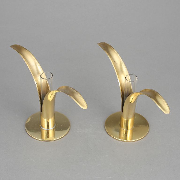 LJUSSTAKAR, ett par, "Liljan", Ivar Ålenius Björk, Ystad metall, 1950-60-tal.