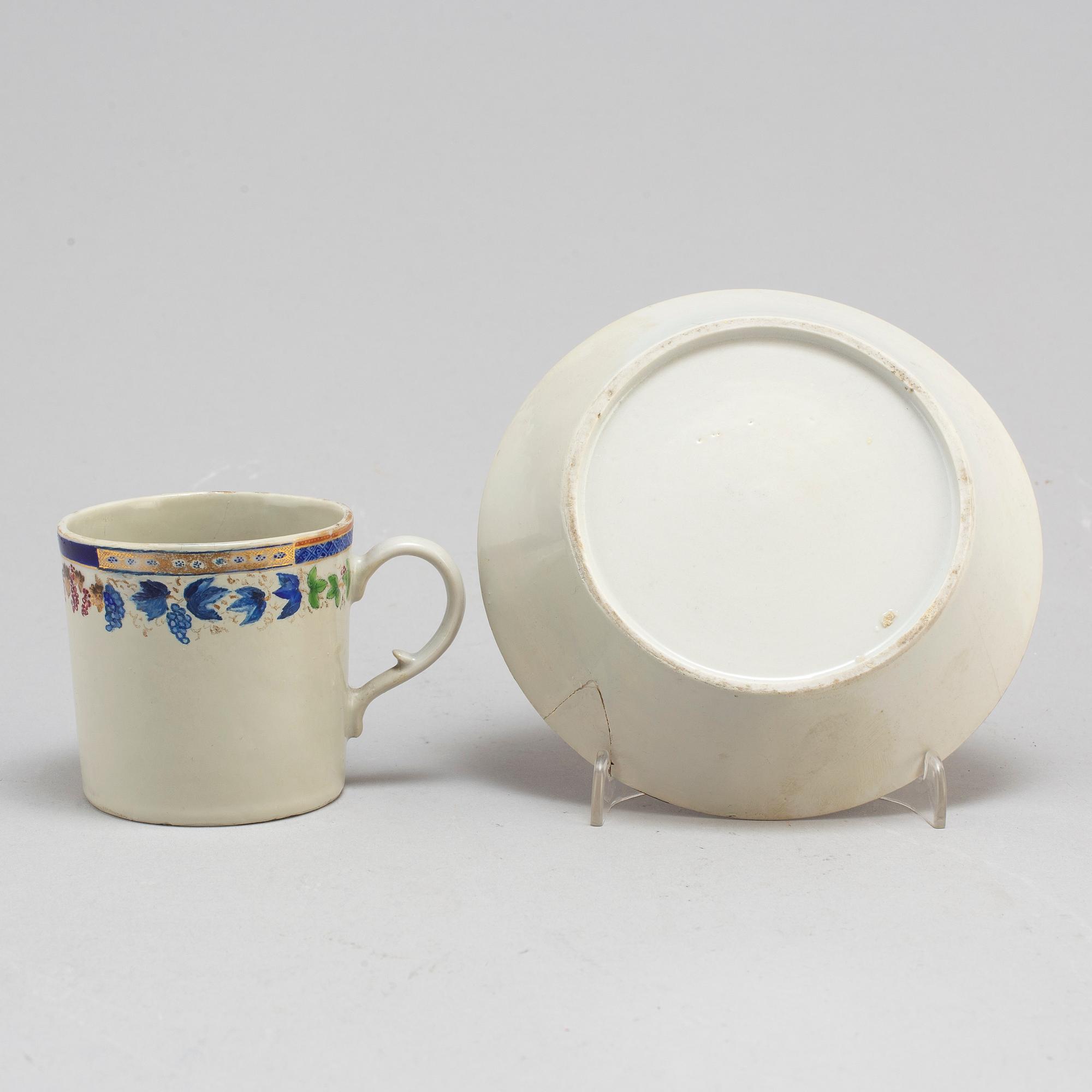 An Export 'sample pattern' cup with saucer, Qing dynasty, Qianlong (1736-95).
