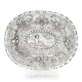 137. A Baltic early 18th century silver dish, mark of Christoffer I. Mansfeld, Reval (1682-1710).