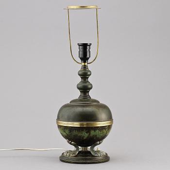 BORDSLAMPA, 1900-talets andra hälft.