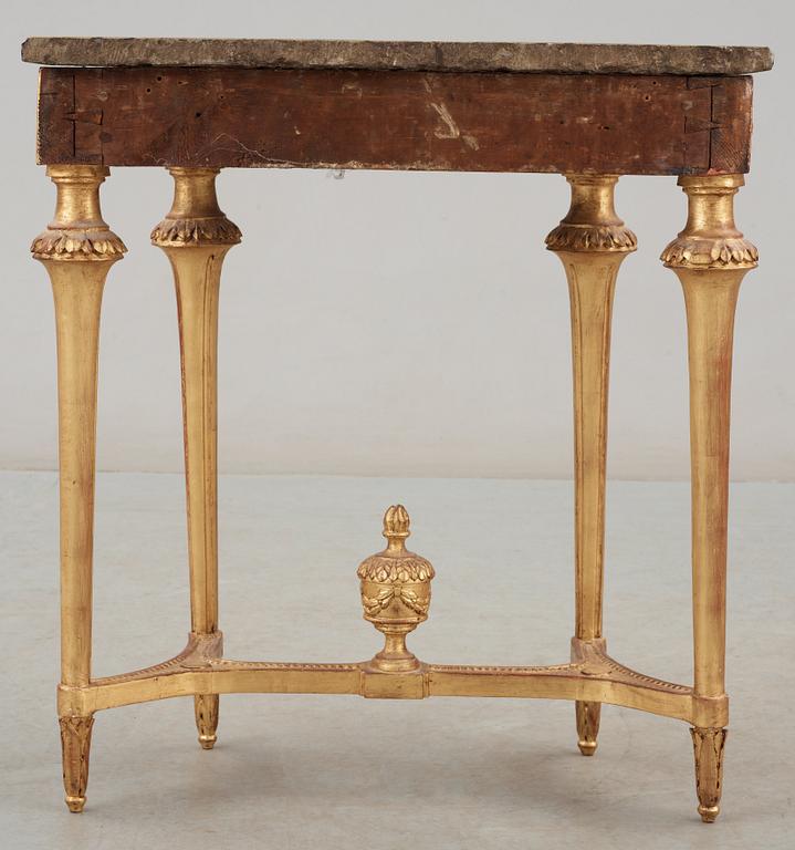 KONSOLBORD. Gustavianskt stockholmsarbete, 1700-talets slut.