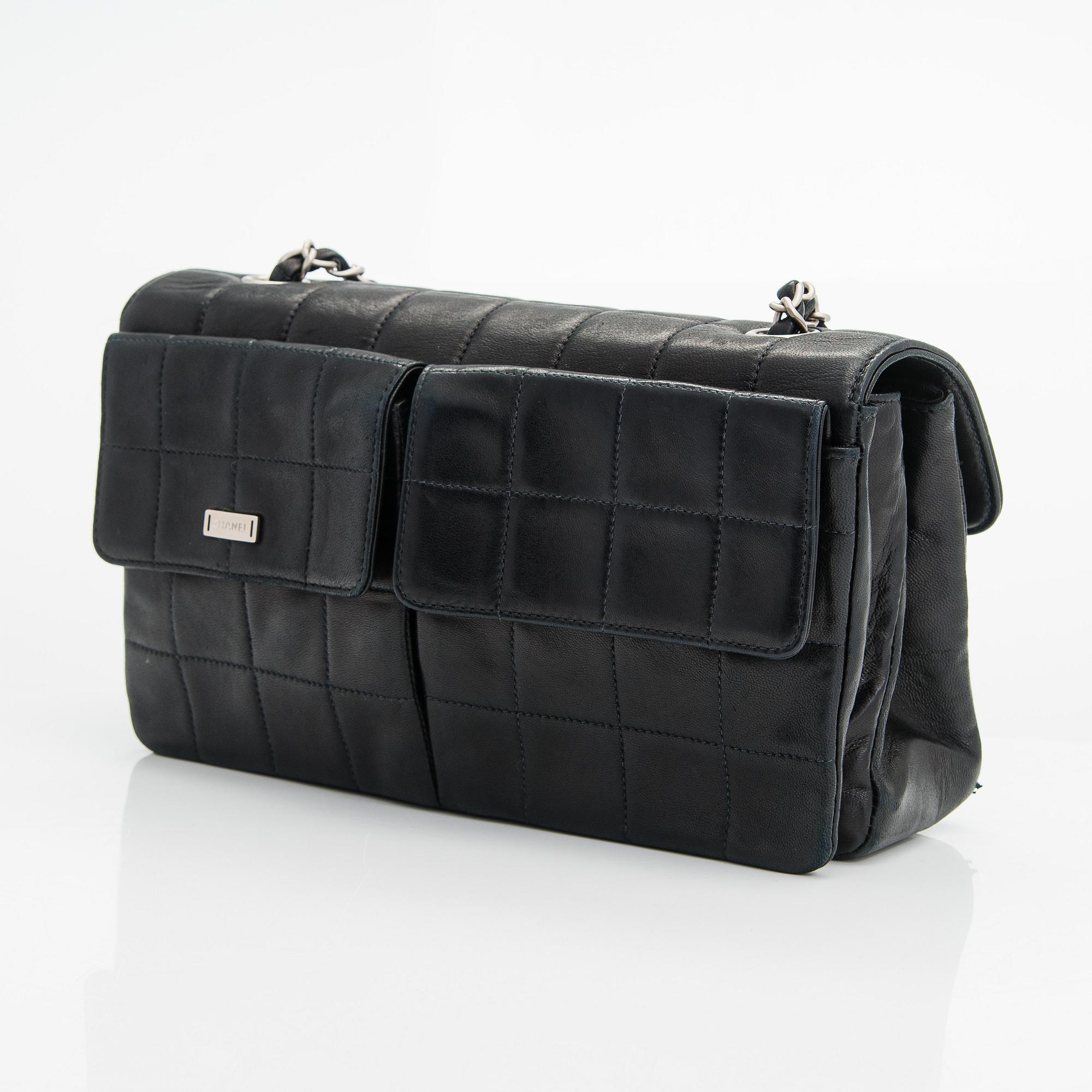 Chanel, A 'Chocolate bar Reissue', bag, 2000-2002.