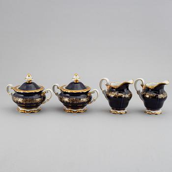 A German dinner service, 20th Century.