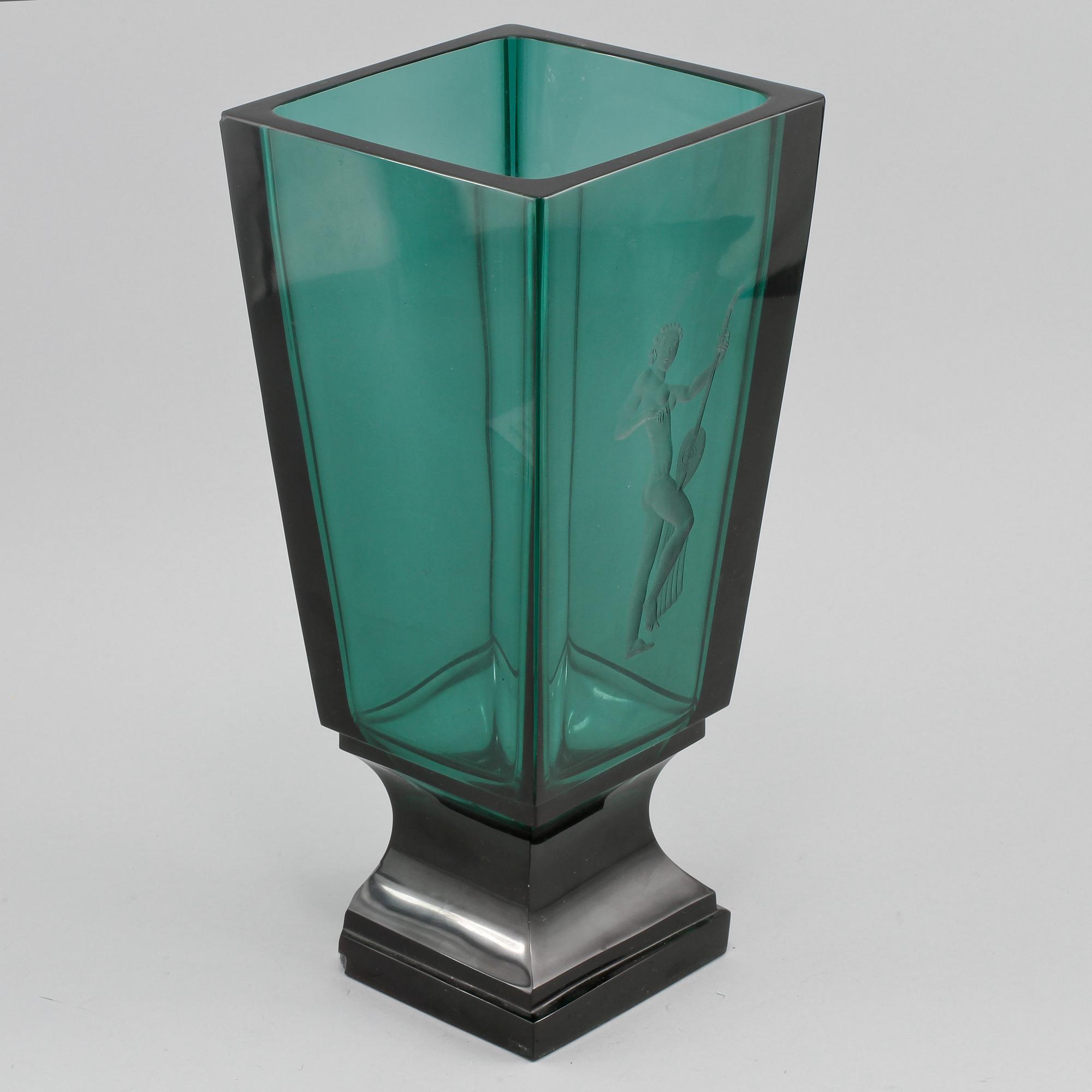 SIMON GATE, vas, glas, Orrefors, signerad och daterad 1935.