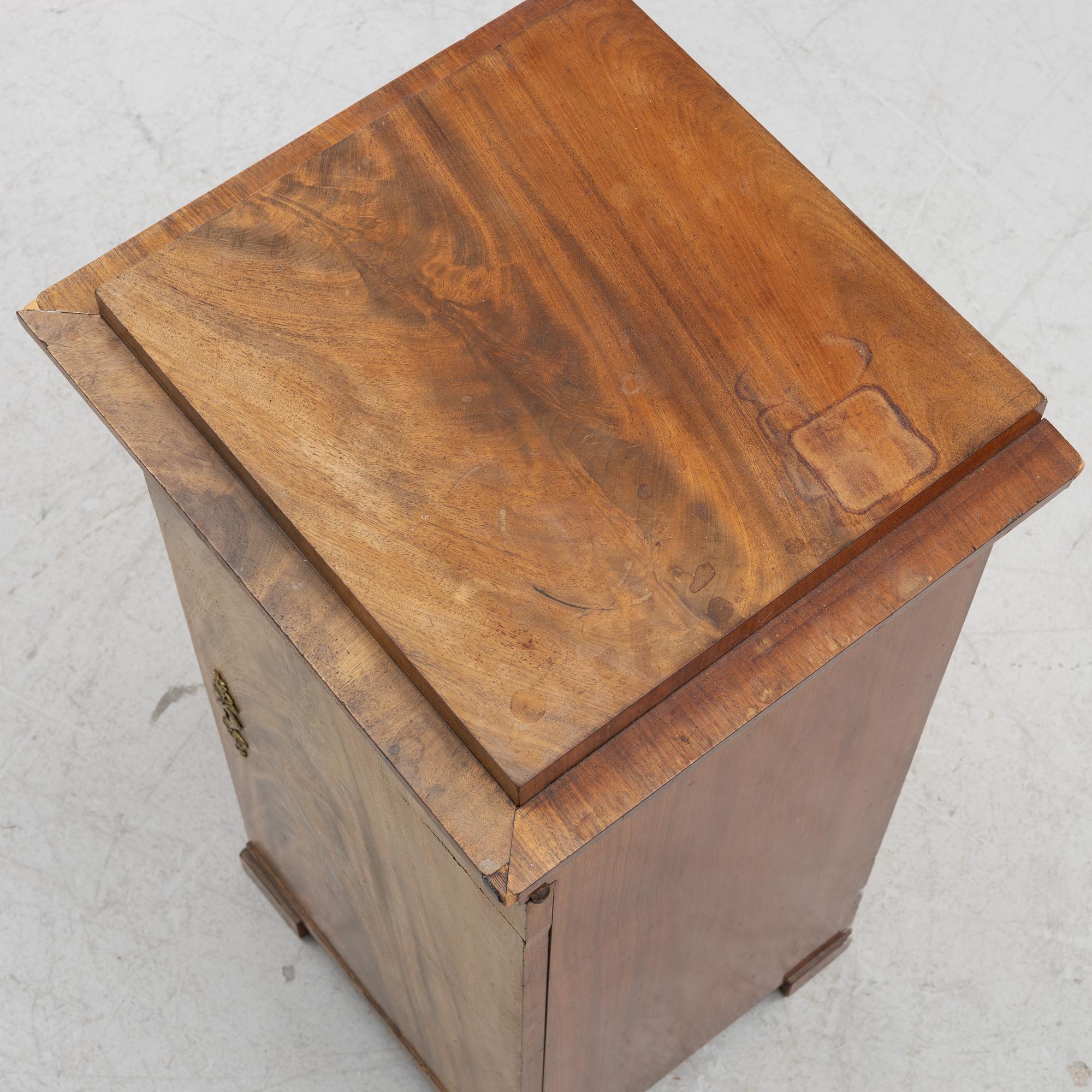 Cupboard, Karl Johan, early 19th century.