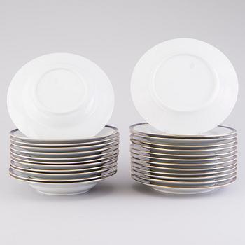 A 70-pcs set of dinnerware and for coffee, Arabia Finland 1932-1949.