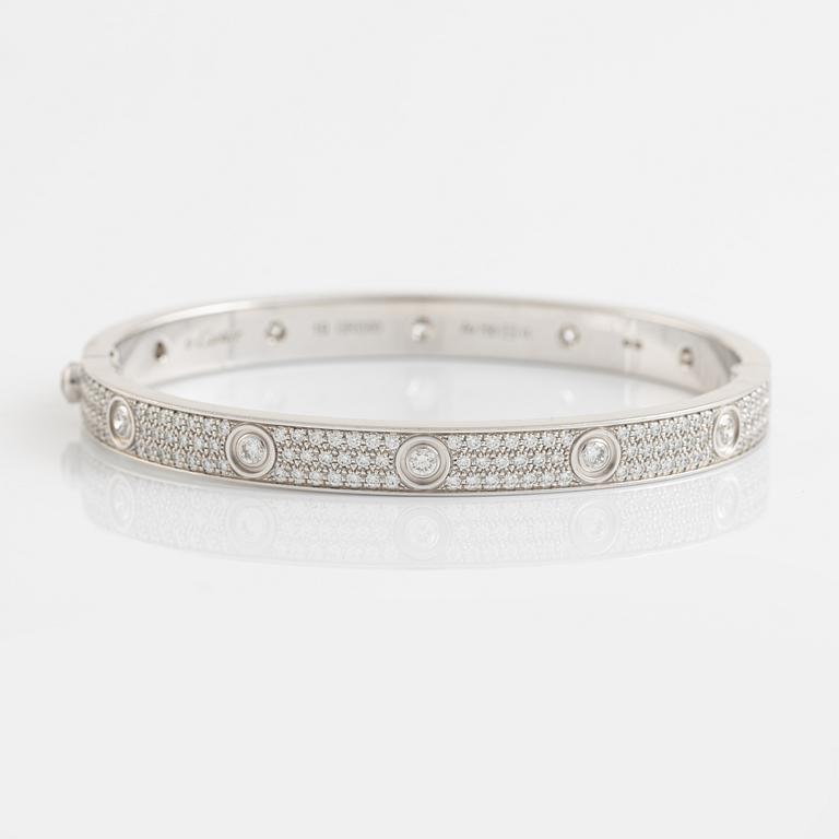 Cartier armband "Love Pavé" 18K vitguld med runda briljantslipade diamanter.