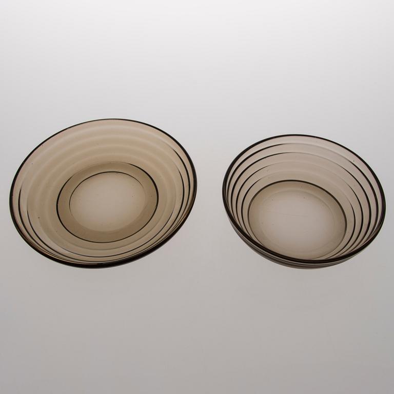 A 17-piece set of Bölgeblick Glassware by Karhula.