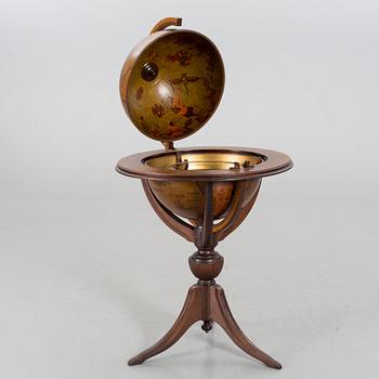 20TH CENTURY BAR GLOBE.