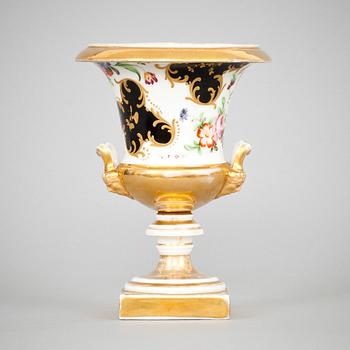 URNA, porslin, empire, 1800-talets mitt.