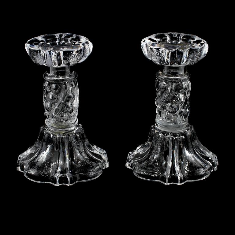 LJUSSTAKAR, ett par, glas, Lars Hellsten. 1900-talets andra hälft.