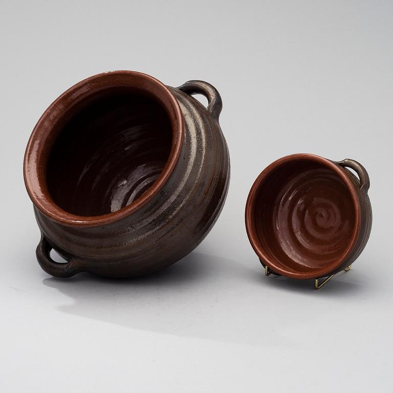 Redclay pot and 7 bowls by Erkki Stenius for Savitorppa 1970s.