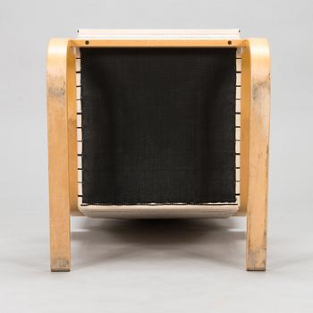 A late 20th century '401' armchair for Artek.