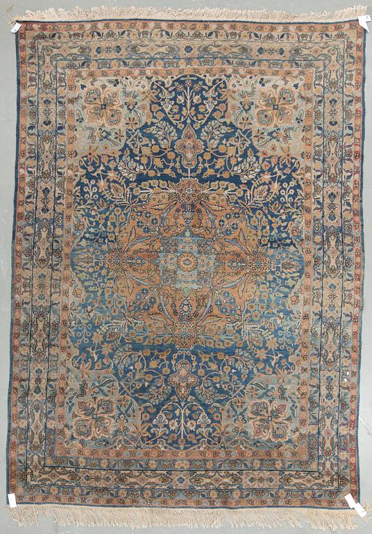 MATTA, Täbris, semiantik. Ca 337x236 cm.