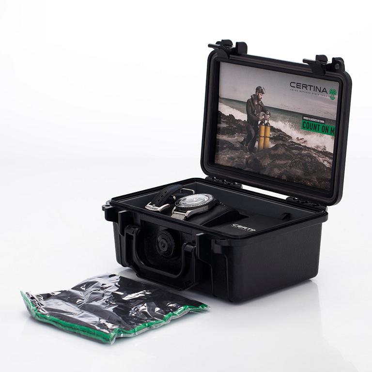 Certina, DS, PH 200M, armbandsur, 43 mm.