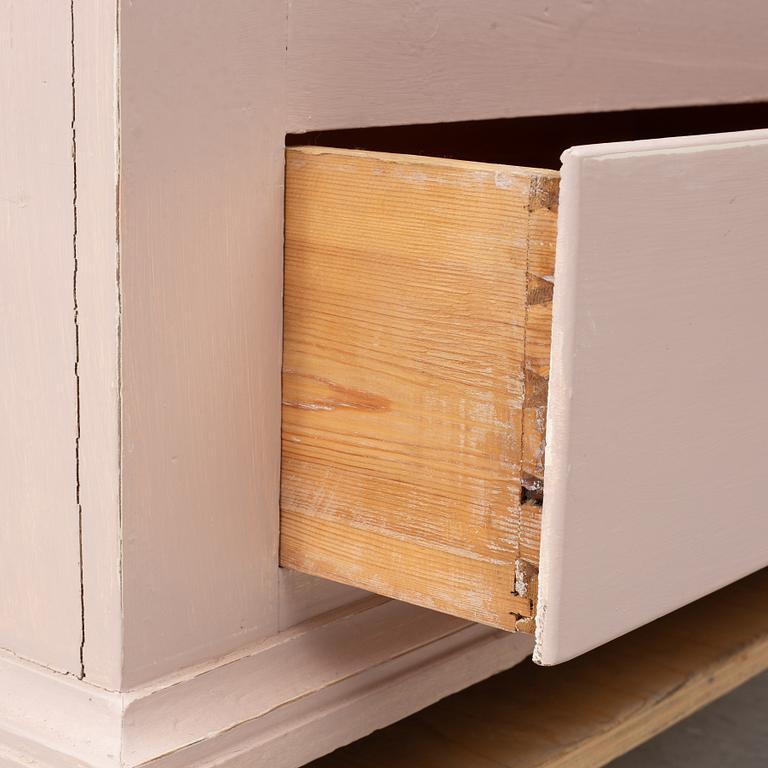 Skåp, 1800-talets slut.