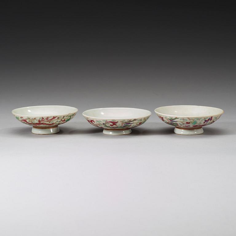 Three famille rose covers, late Qing dynasty with Qianlong seal mark.