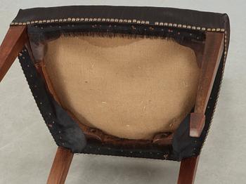 STOLAR, ett par, Sheratons art, England. 1800-tal.