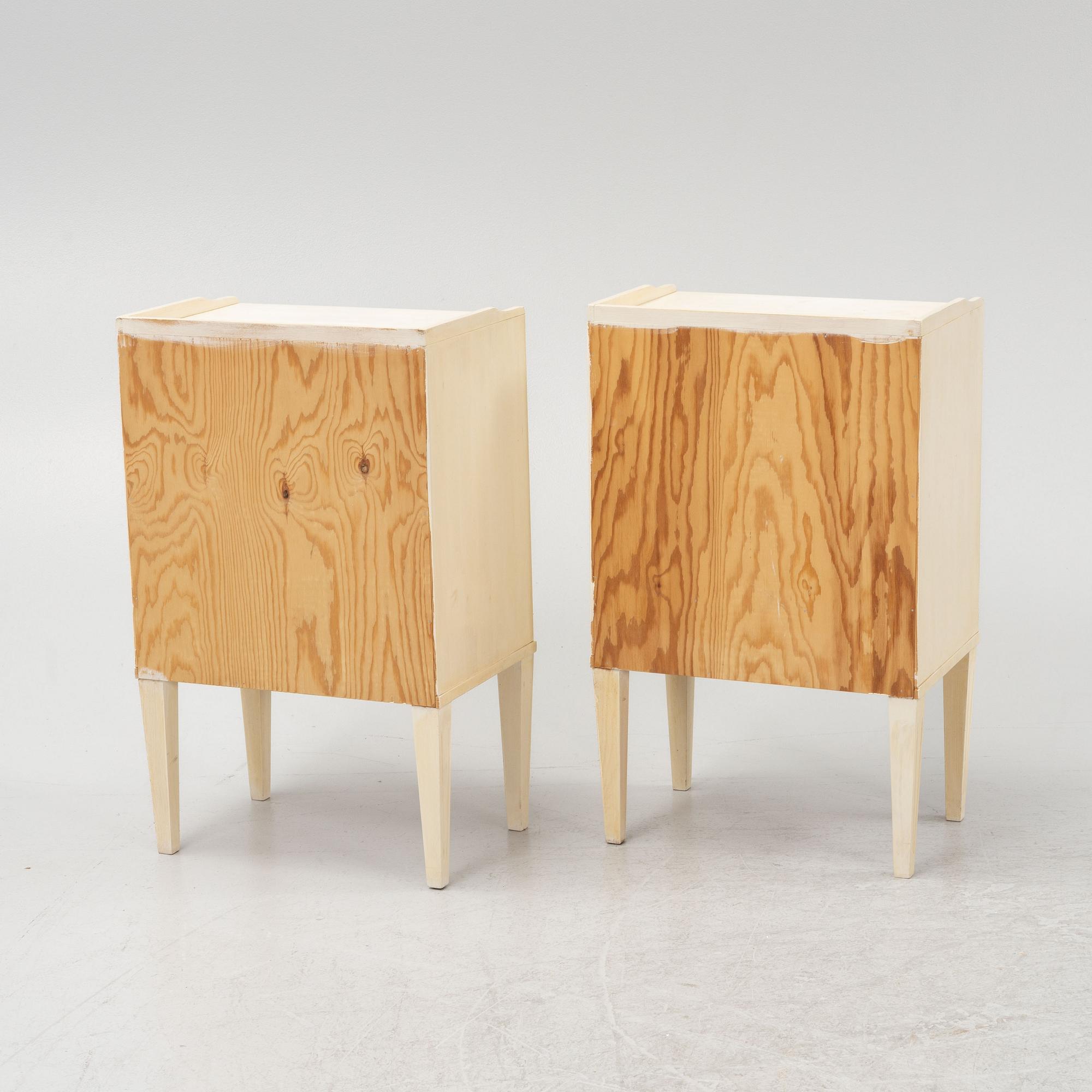 Sängbord, ett par, Gustaviansk stil, 1900-talets slut.