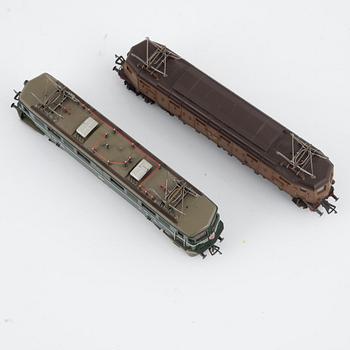 Fleischmann,two scale model locomotives, gauge H0.