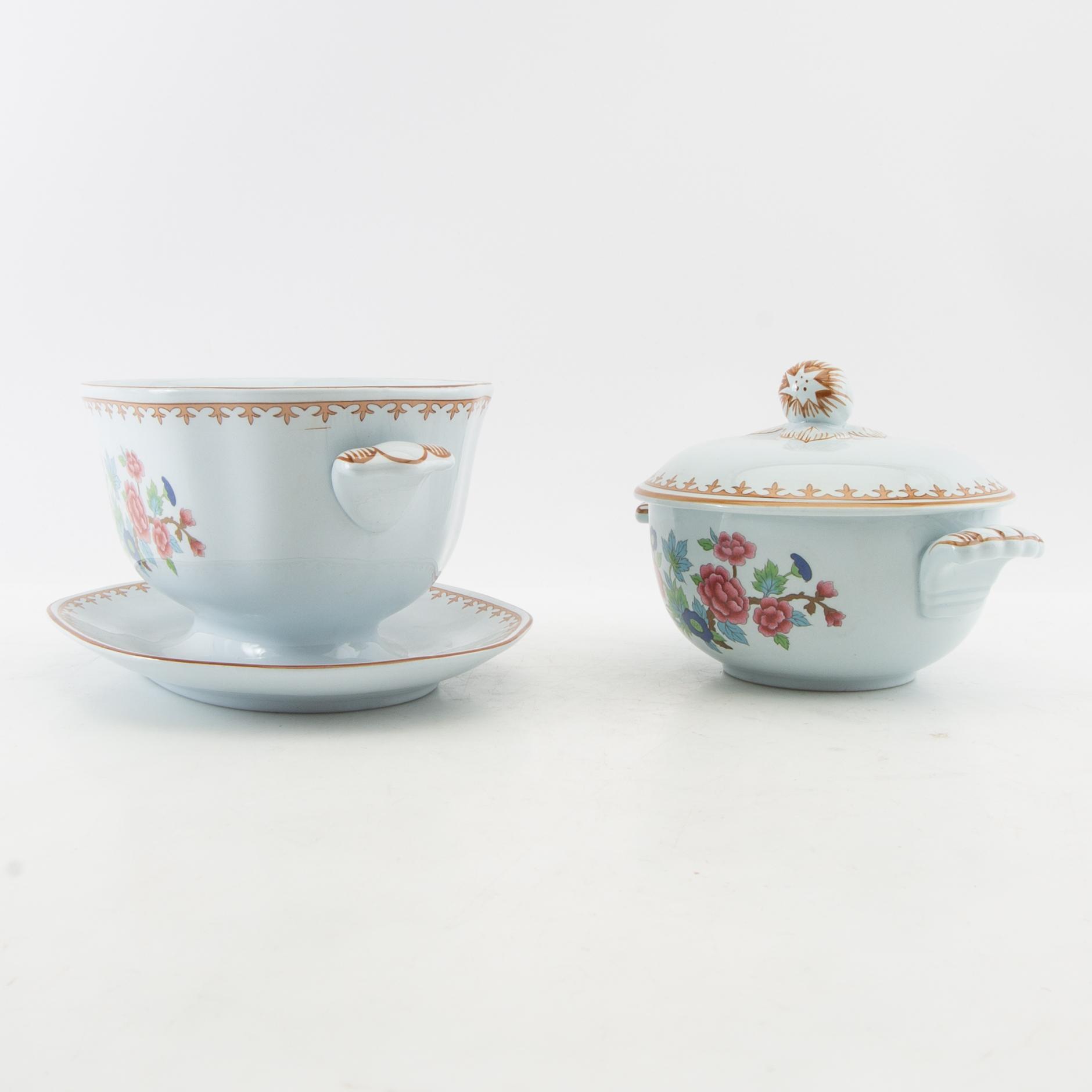 Rörstrand, service, 49 pieces, "Lotus", second half of the 20th century.