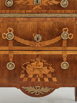 BYRÅ, tillskriven Jonas Hultsten (mästare i Stockholm 1773-1794), gustaviansk.