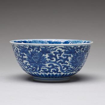 A blue and white lotus bowl, Qing dynasty, with  Kangxi mark and period (1662-1722).