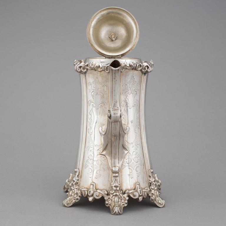 KAFFEKANNA, silver, nyrokoko, Per Adolf Ljunglöf, Stockholm 1851. Vikt ca 1036g.