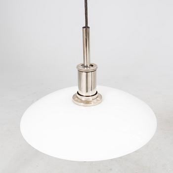 Poul Henningsen, taklampa, PH 4 1/2 för Louis Poulson, Danmark.