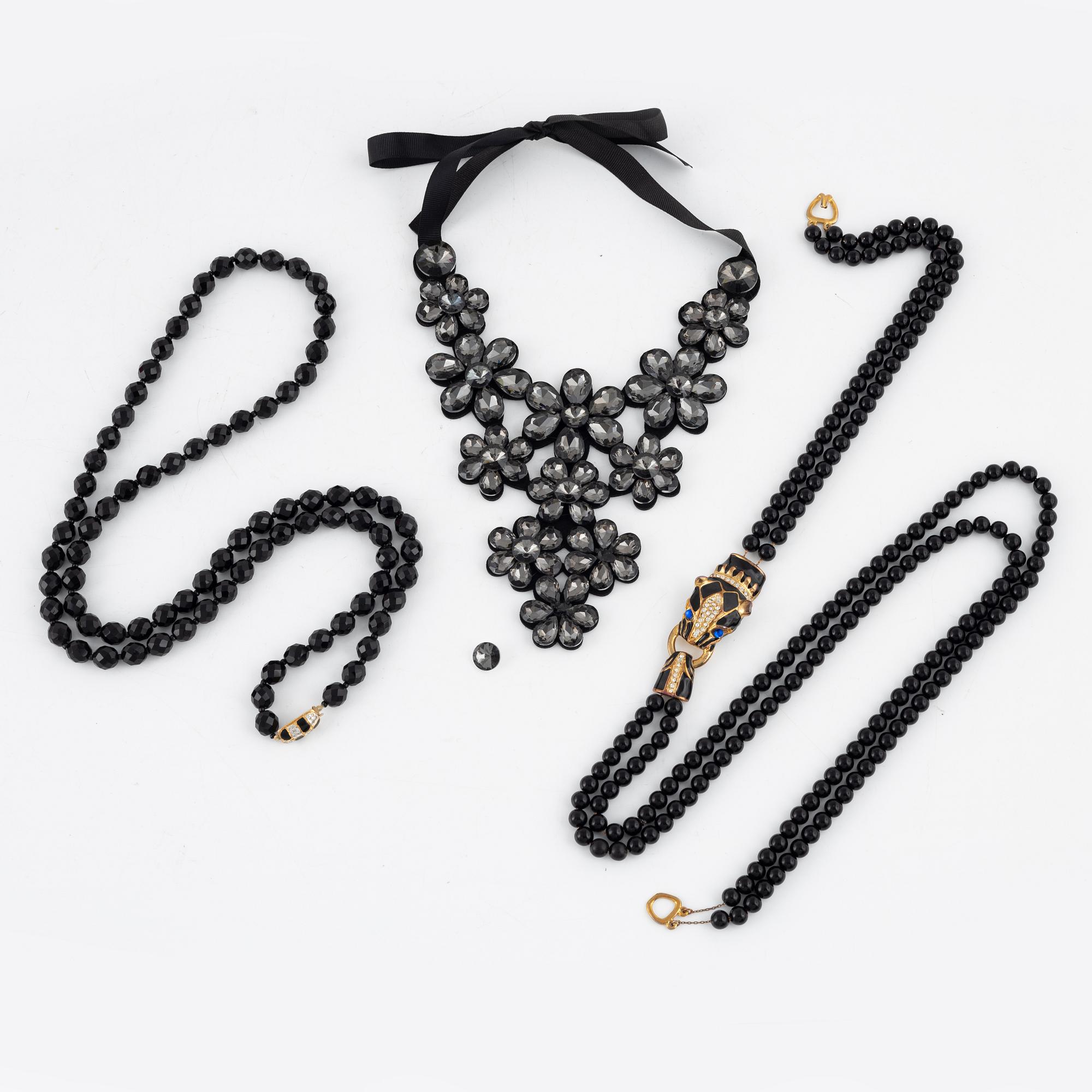 Parti bijouterier, bl.a. Christian Lacroix.