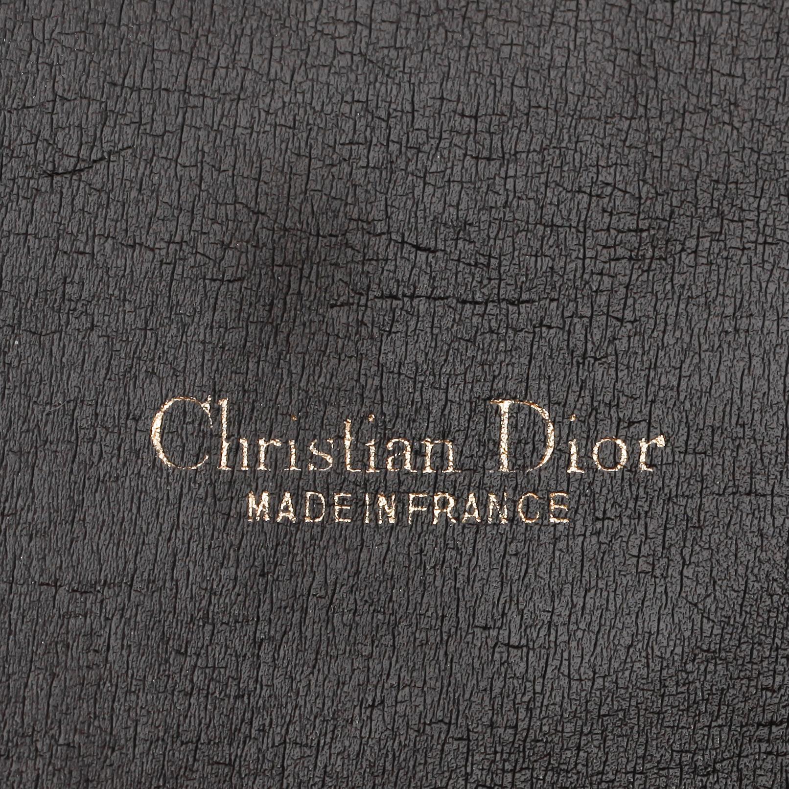 CHRISTIAN DIOR, axelremsväska samt nyckelhållare.