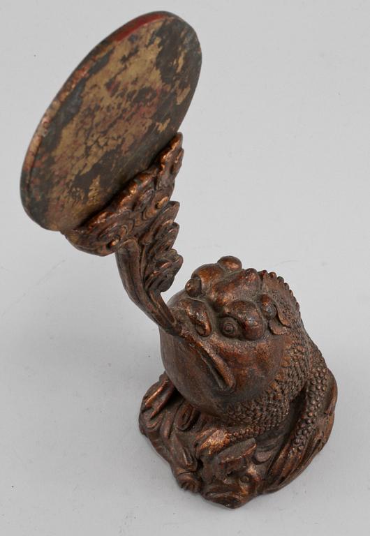 SKULPTURER, ett par, mörkpatinerad metall, 1900-tal.
