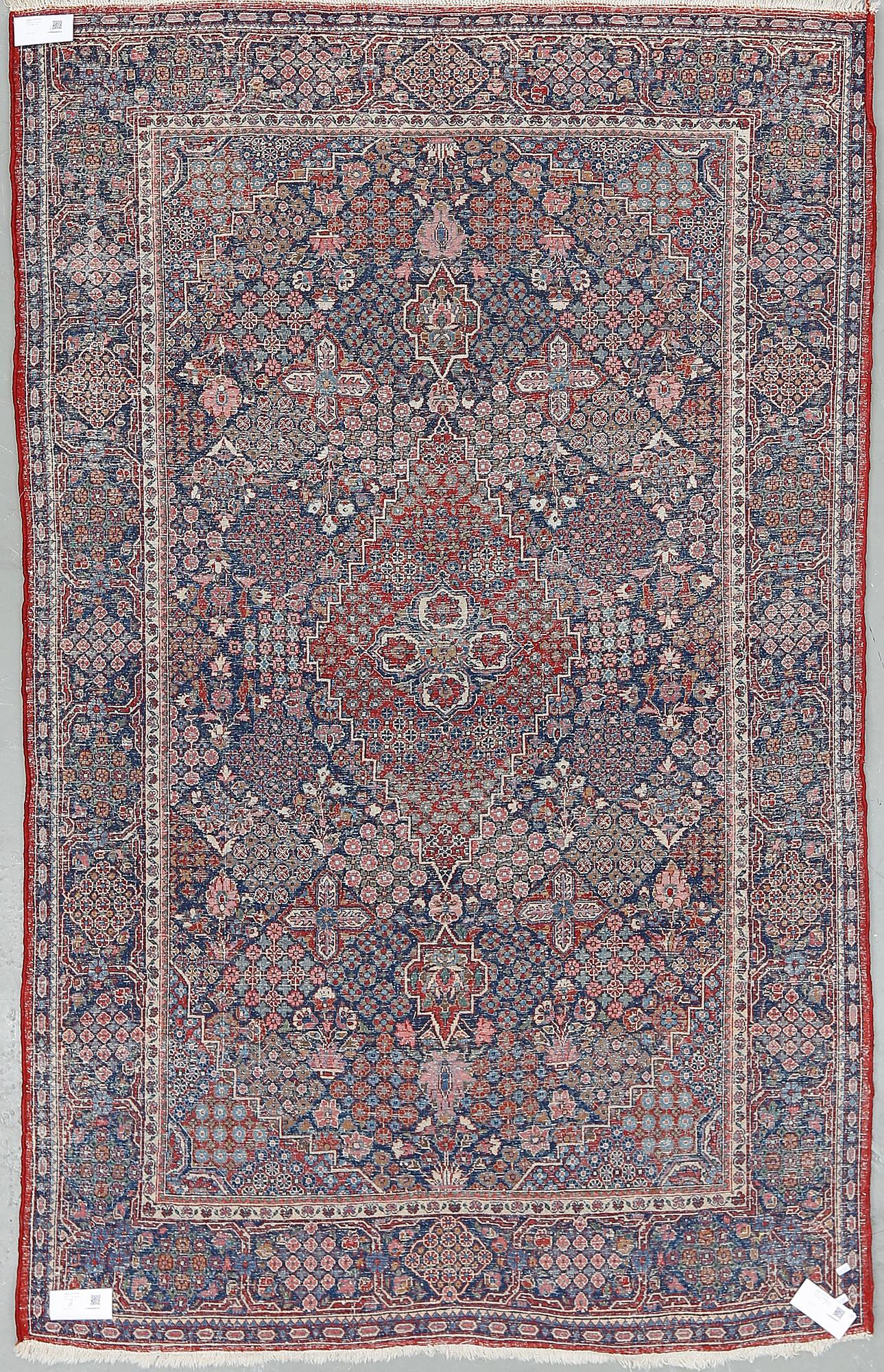 MATTA, semiantik, Djoshagan. Ca 210x133 cm.