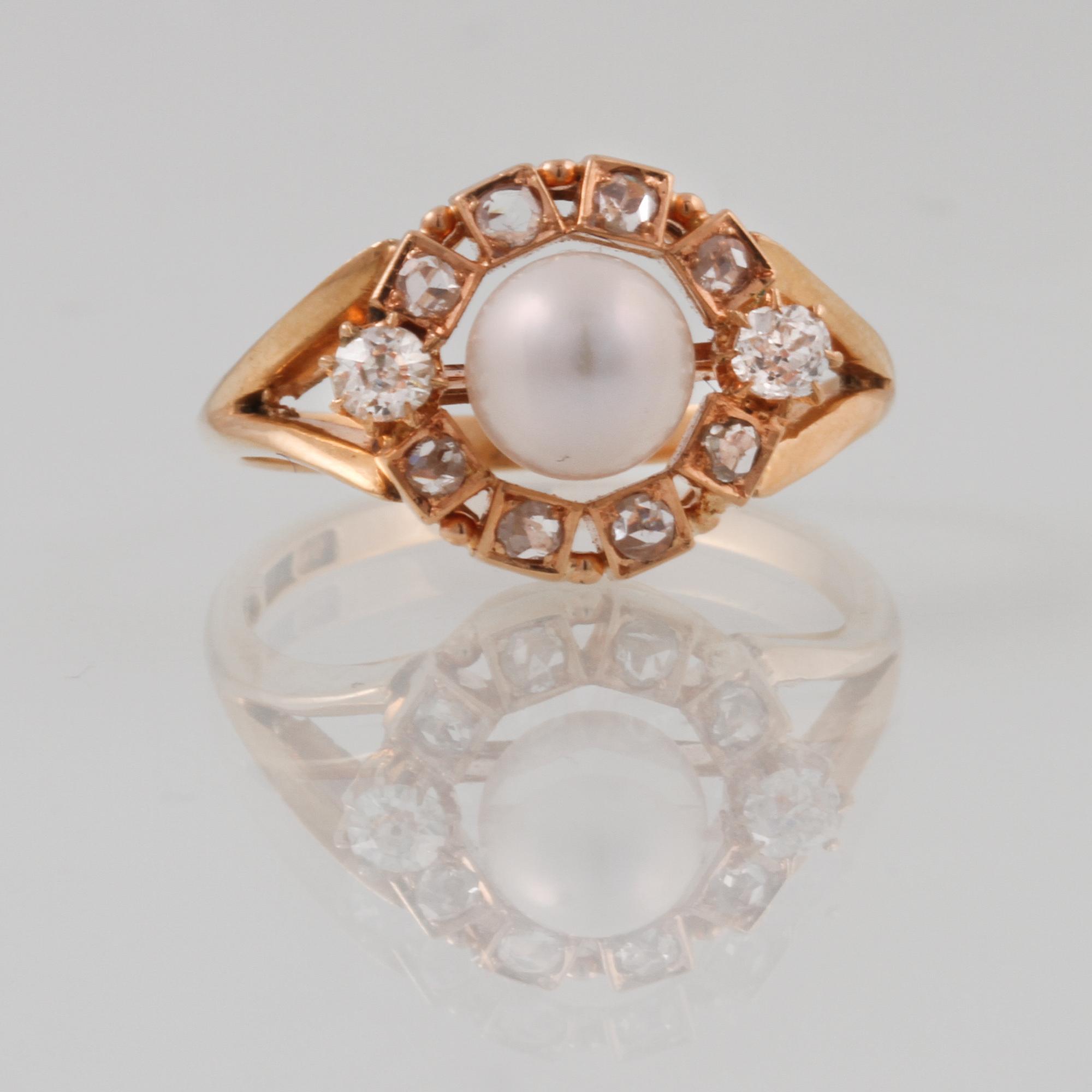 RING, 18K guld med 8 rosenslipade och 2 gammalslipade diamanter samt odlad pärla, Göteborg, 1963. Vikt 4,6 gram.