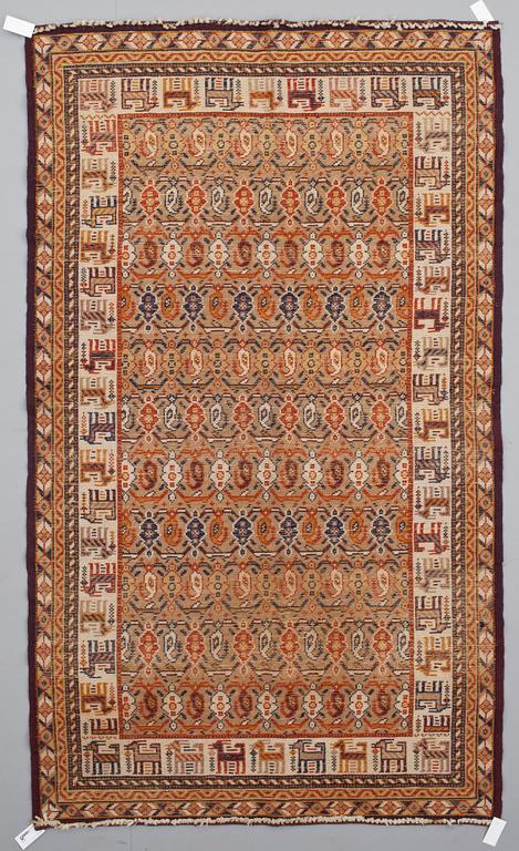 MATTA, orientalisk. Ca 250 x 160.