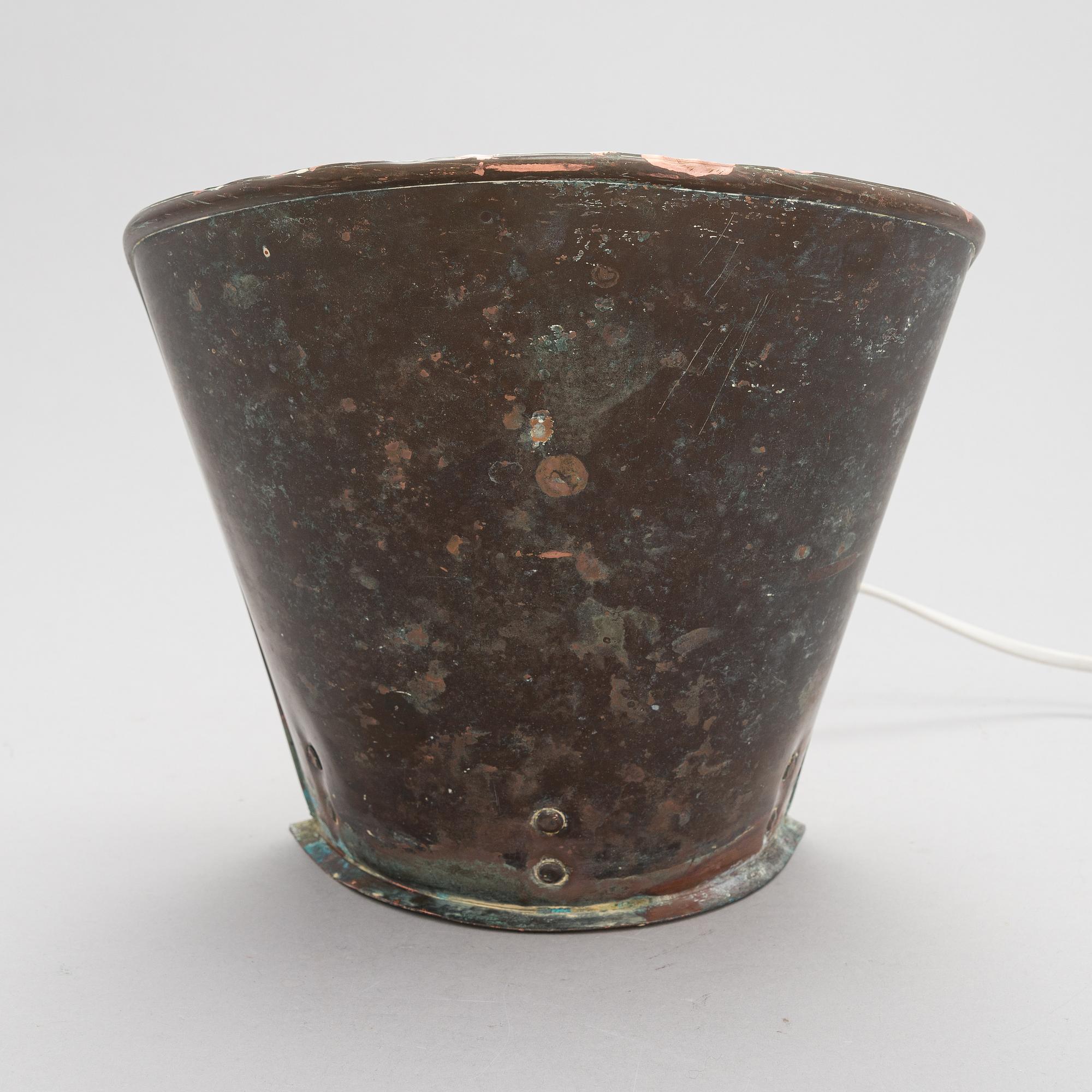 An industrial wall light, manufacturer Sähköliikkeiden Oy (SLO), Finland 1930s-1940s.