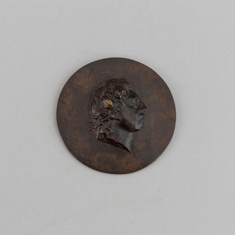 Three Bronze Plaquettes. Diameter 15 cm, 9,5 cm och 7 cm.