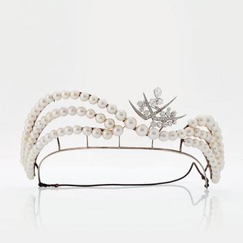 799. A TIARA with cultured pearls and a detachable brooch set with old-cut diamonds.