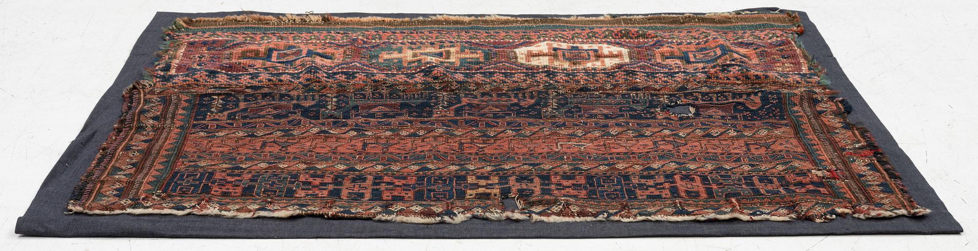 Fragment av en väska, Luri, Sydvästra persien (Iran), ca 93 x 120 cm.