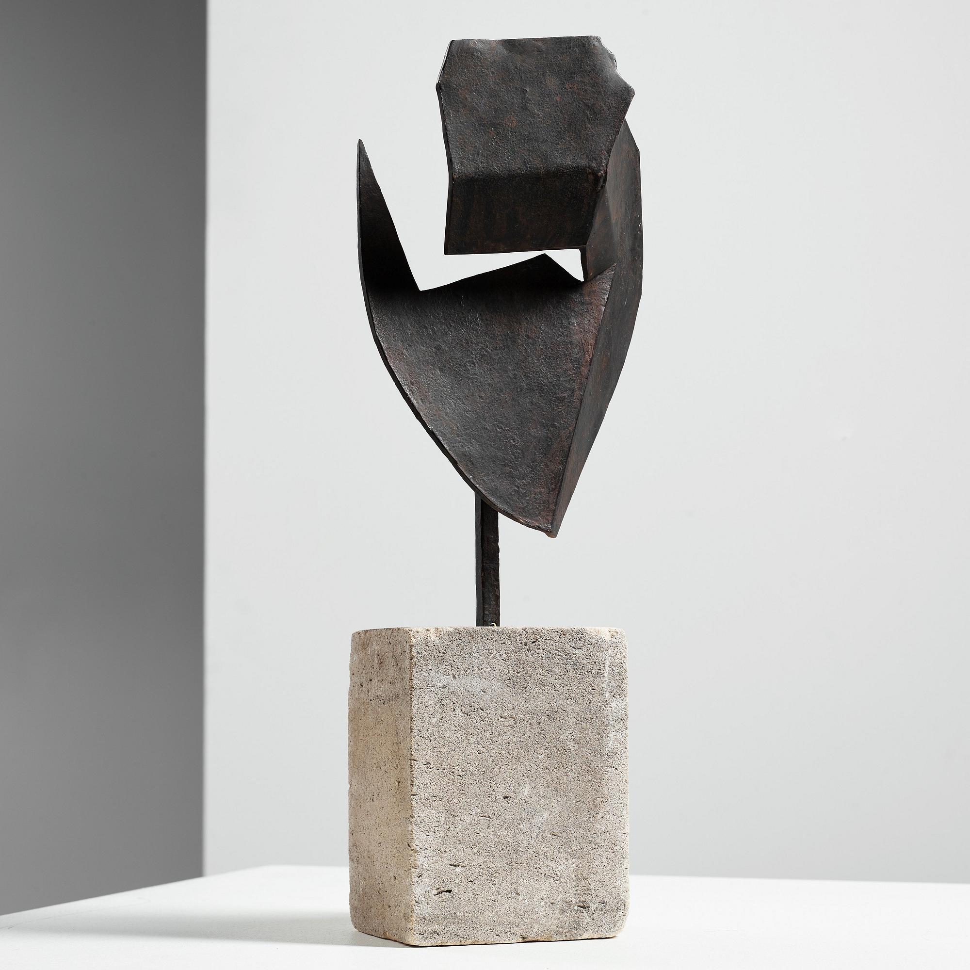 Julio González, "Tête aiguë (Masque aigu)".