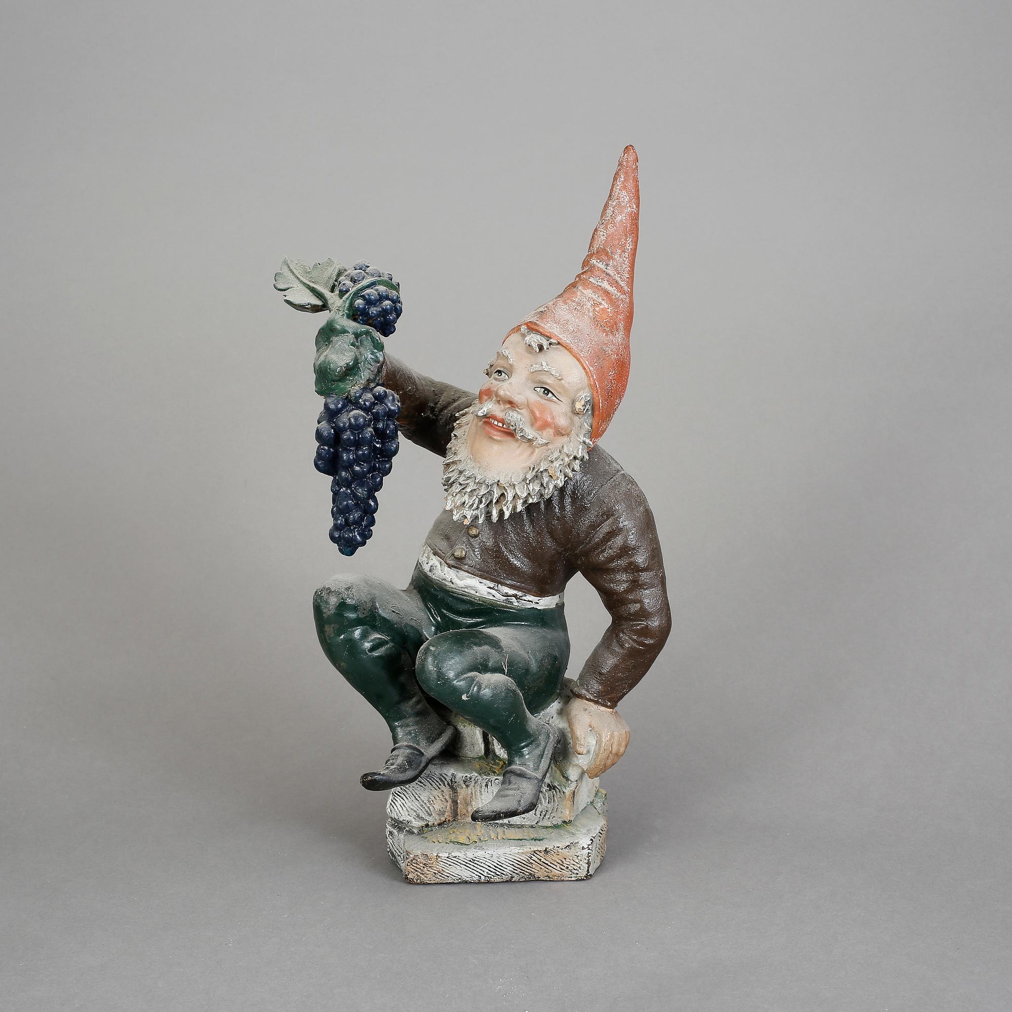 FIGURIN, keramik, 1900-talets första hälft.