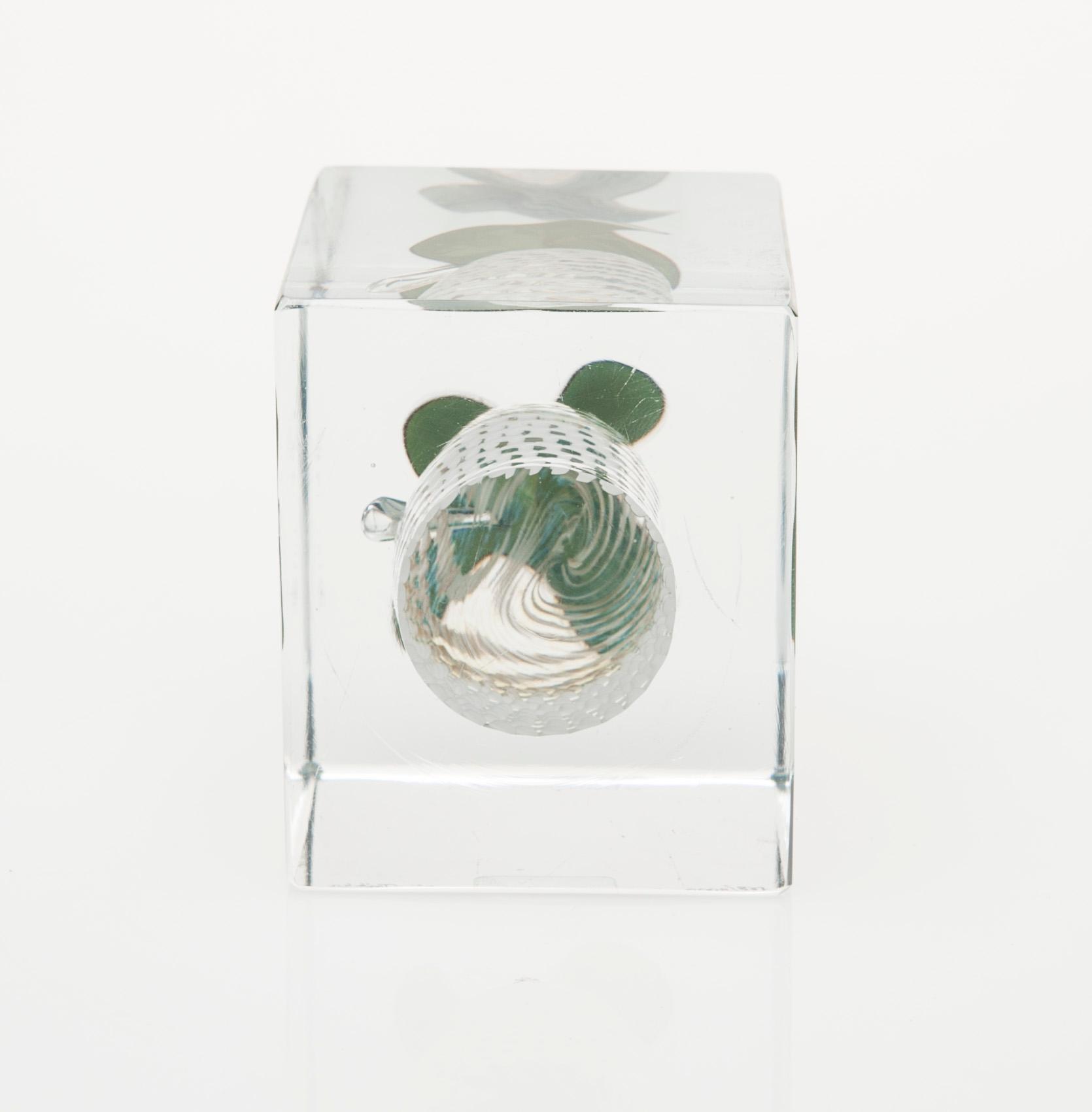 ÅRSKUB, glas, signerad Oiva Toikka, Nuutajärvi 1986, 568/2000.