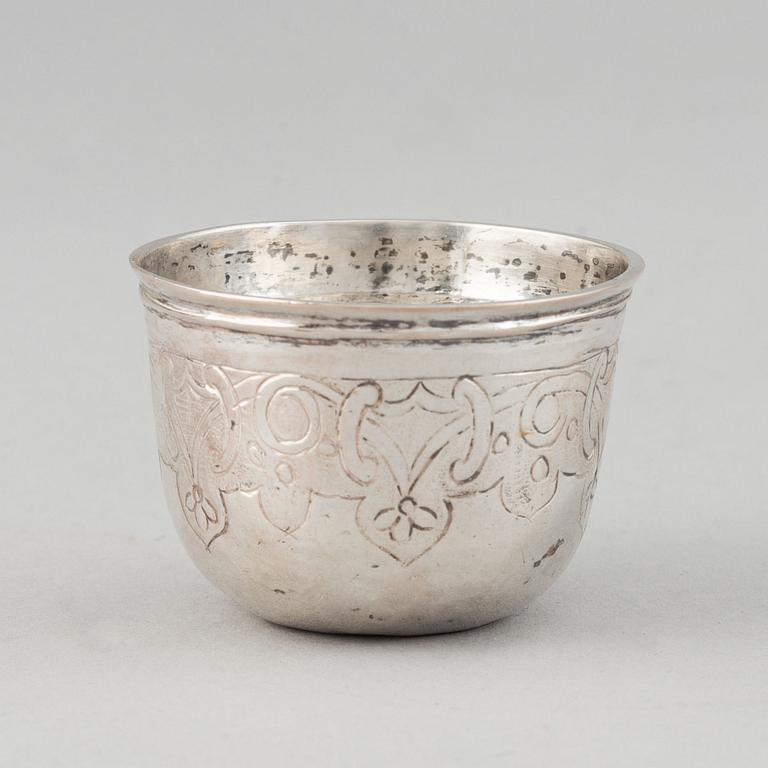 A russian silver tumbler, 18th century.