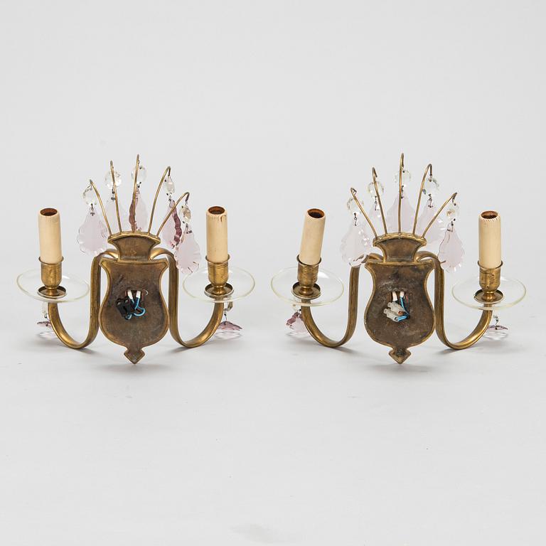 Paavo Tynell,  a pair of mid-20th century wall sconces '7151' for Taito Finland.