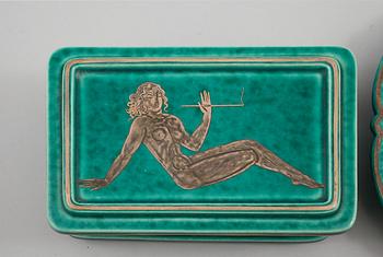 CIGARETTASK och ASKFAT, stengods, "Argenta", Wilhelm Kåge, Gustavsberg, omkring 1900-talets mitt.