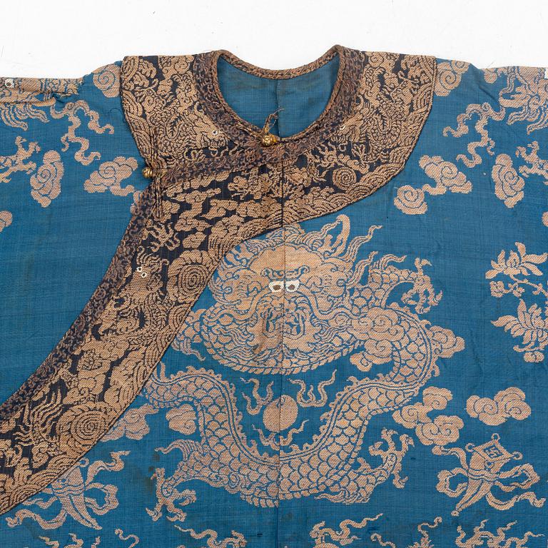 A Chinese robe, Qing dynasty, 19th Century.