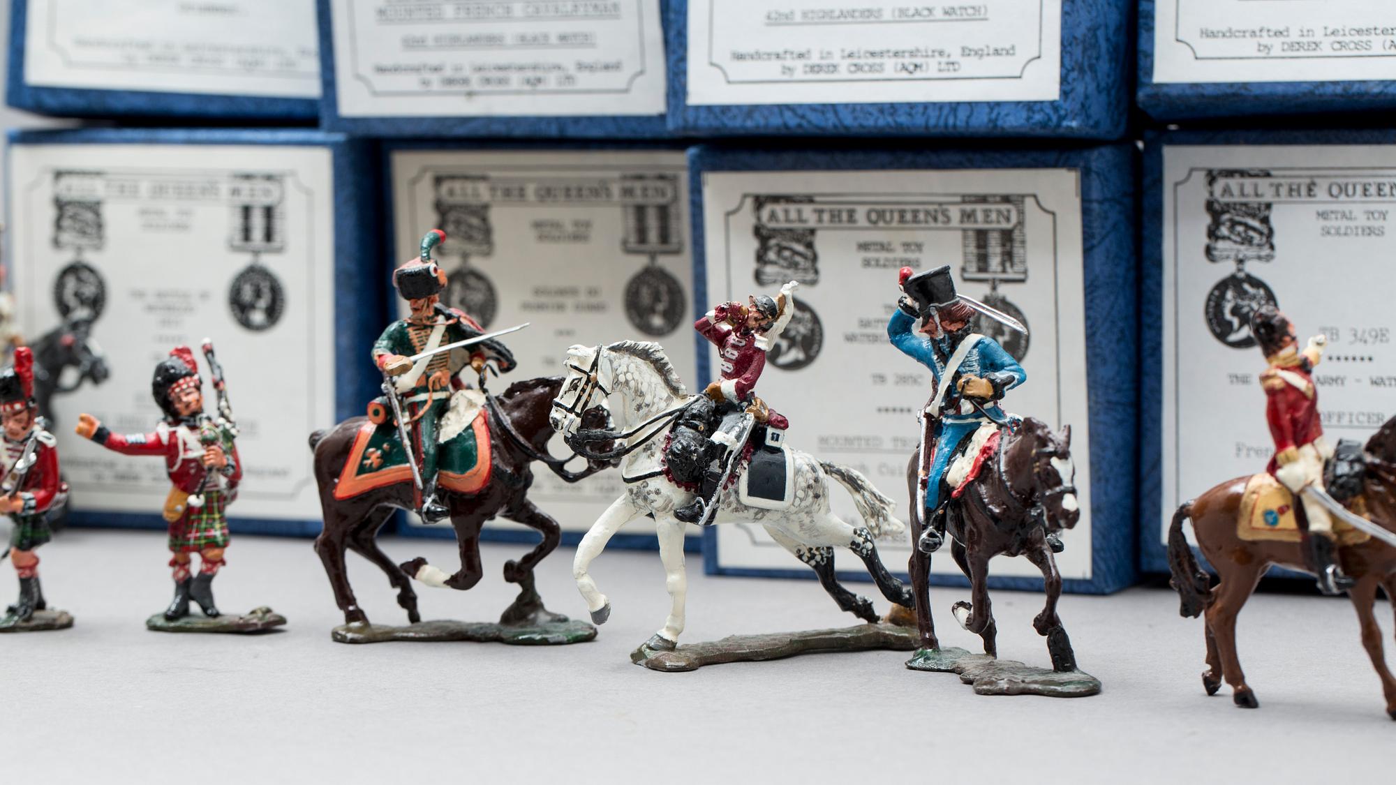 PARTI SOLDATER, Slaget Waterloo 1815, "All the Queens Men". 1900-talets slut.